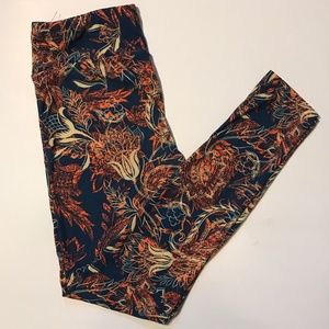 LuLaRoe Leggings One Size (2-10)